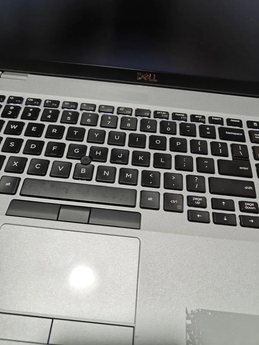 Laptop Dell Latitude 5510 Intel i5 10310u 16GB  250 SSD 15.6" - Portátil Usado Certificado