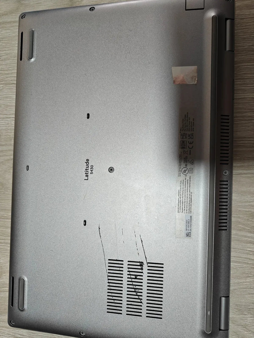 Laptop Dell Latitude 5430 Intel i5 1245U 16GB 1TB SSD 14" - Portátil Usado Certificado